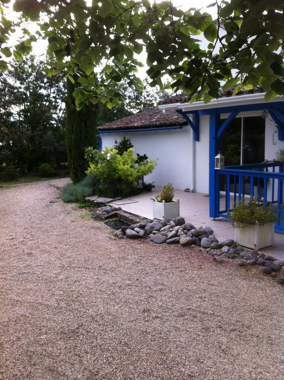 Chambre D'Hotes Dyrslot Saint-Denis-de-Pile Exterior foto